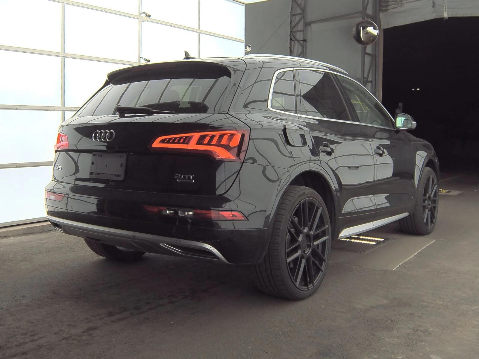 Audi Q5 Premium Plus/ДИГИТАЛНО ТАБЛО/ПАНОРАМА/4хПОДГРЕВИ - изображение 4