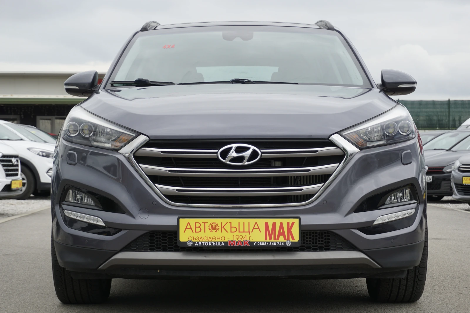 Hyundai Tucson 2.0/4x4/Xpossible/Xennon/Ст.таван/Камера, снимка 2 - Автомобили и джипове - 52422200