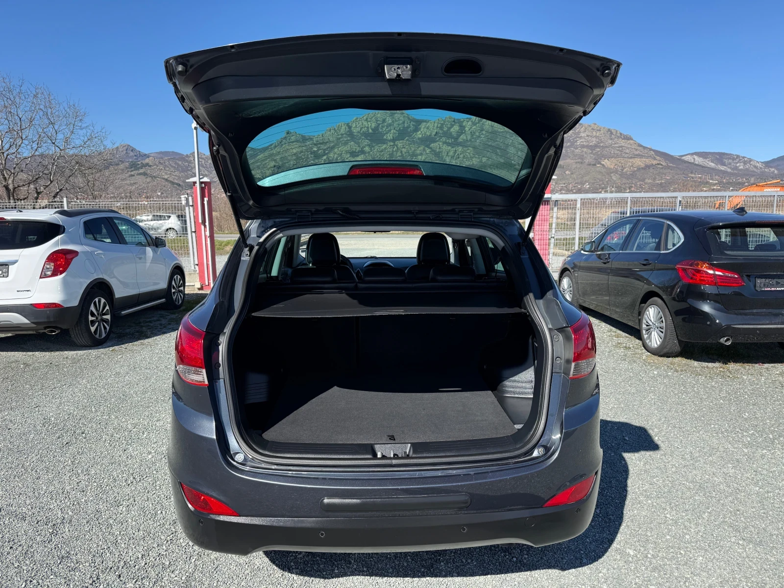 Hyundai IX35 (KATO НОВА), снимка 13 - Автомобили и джипове - 53782789