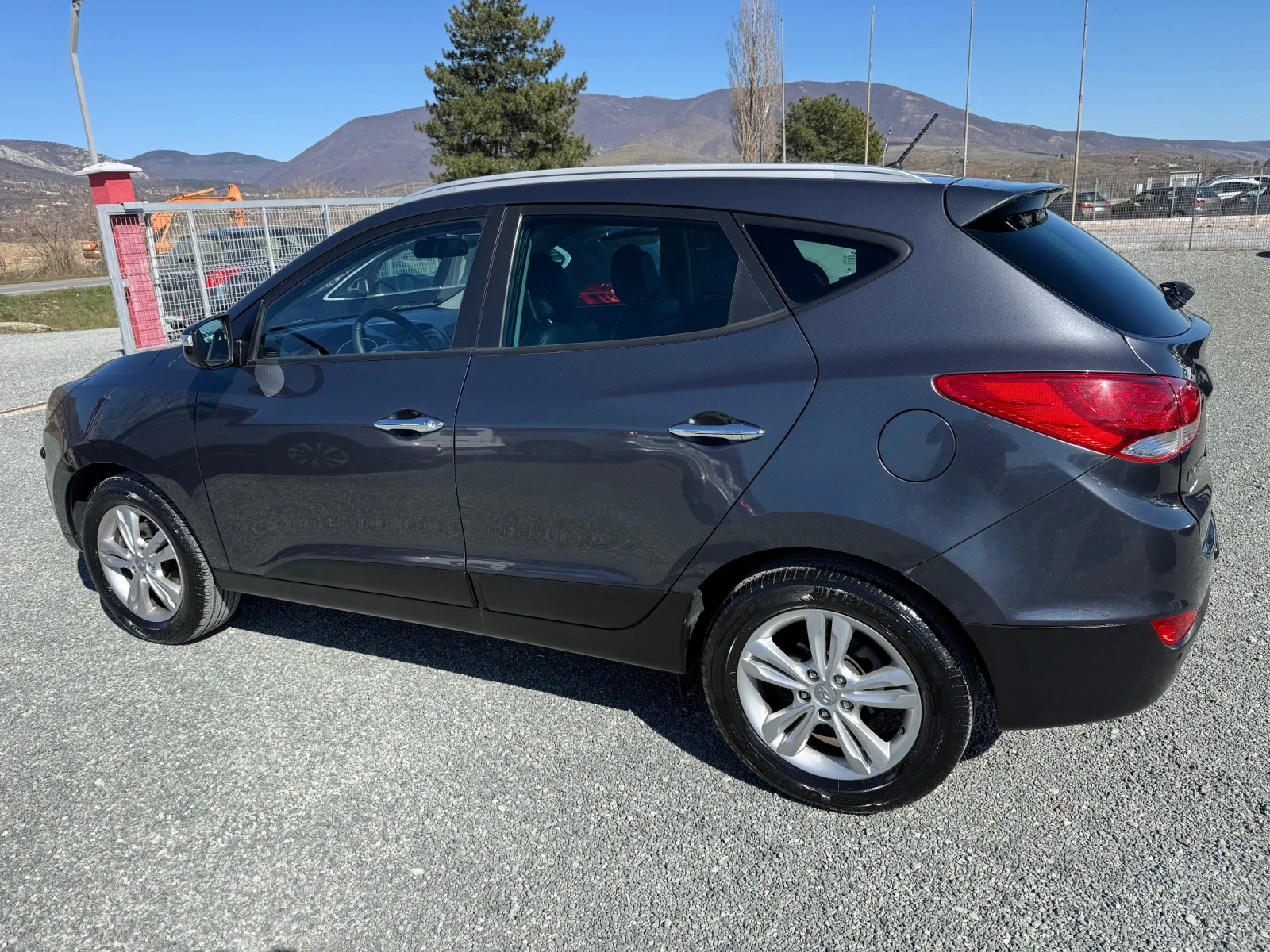 Hyundai IX35 (KATO НОВА), снимка 9 - Автомобили и джипове - 53782789