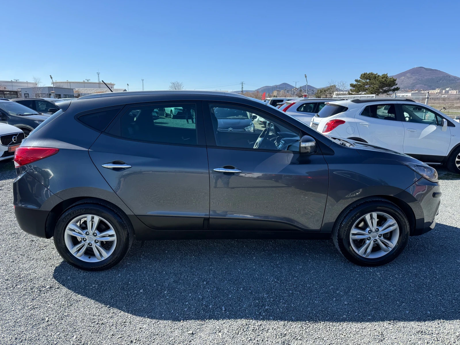 Hyundai IX35 (KATO НОВА), снимка 4 - Автомобили и джипове - 53782789