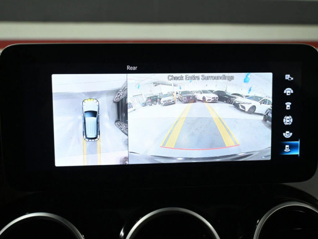 Mercedes-Benz GLC 300 SUV 4MATIC* АвтоКредит* (Цена до БГ) , снимка 10 - Автомобили и джипове - 53860055