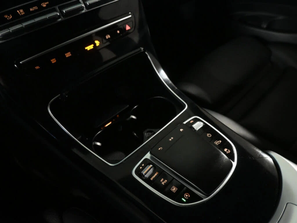 Mercedes-Benz GLC 300 SUV 4MATIC* АвтоКредит* (Цена до БГ) , снимка 8 - Автомобили и джипове - 53860055