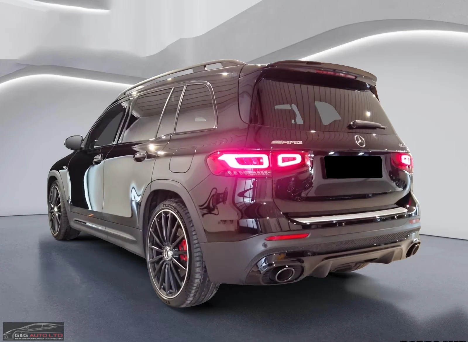 Mercedes-Benz GLB 35AMG/306HP/4MATIC/PANO/BURM/DISTR/AHK/CPLAY/159q, снимка 2 - Автомобили и джипове - 54202393