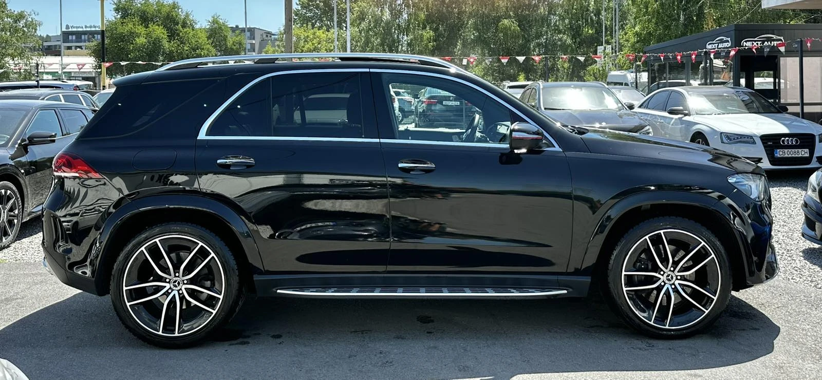 Mercedes-Benz GLE 400 AMG HEAD UP PANO DISTRONIC BURMESTER E6D, снимка 4 - Автомобили и джипове - 55088858