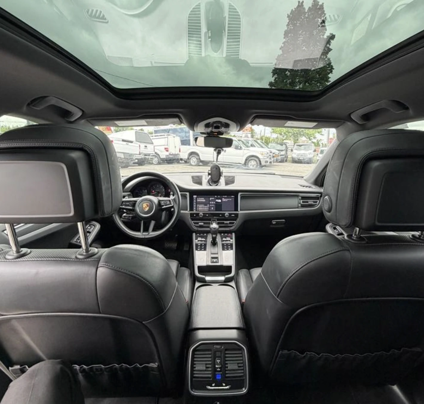 Porsche Macan BOSE* ПАНОРАМА* ОБДУХВАНЕ* КАМЕРА* LANE ASSIST, снимка 10 - Автомобили и джипове - 55132146