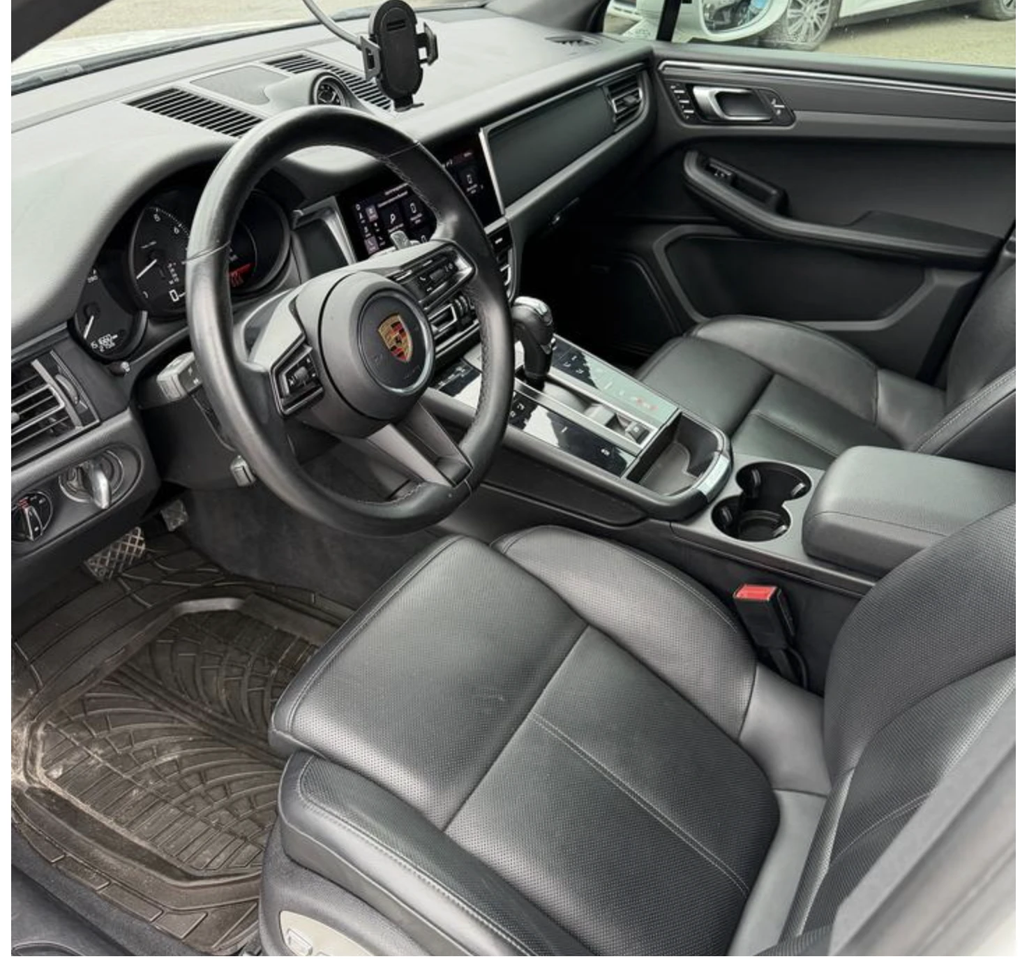 Porsche Macan BOSE* ПАНОРАМА* ОБДУХВАНЕ* КАМЕРА* LANE ASSIST, снимка 9 - Автомобили и джипове - 55132146