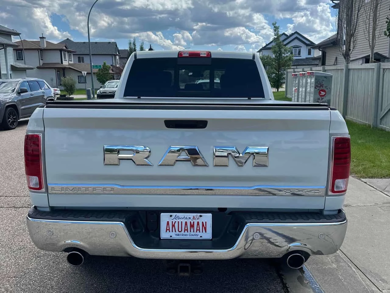 Dodge RAM 1500 * Limited * CARFAX * БЕЗ ПЪРВОНАЧАЛНА ВНОСКА, снимка 4 - Автомобили и джипове - 55179979