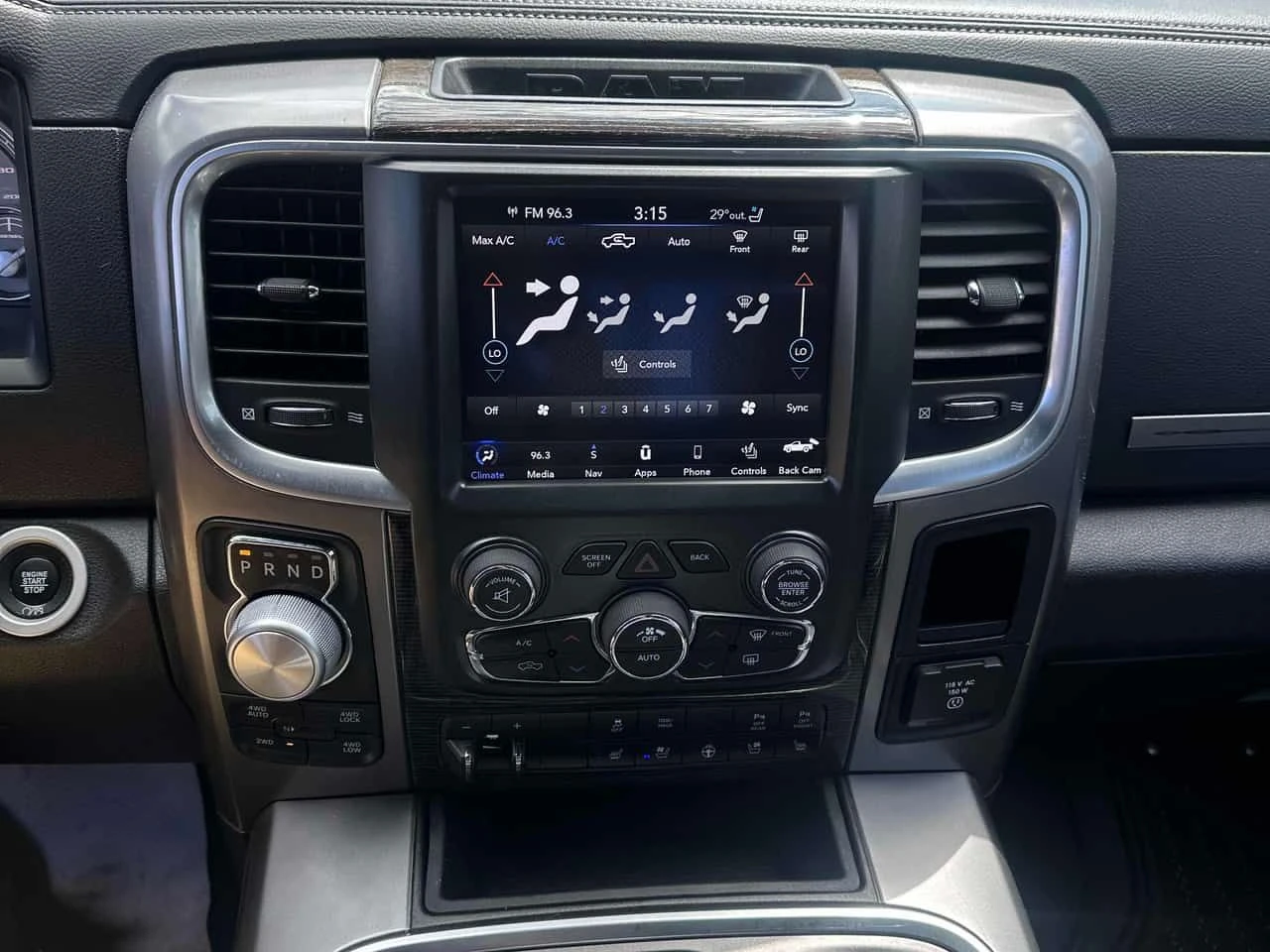 Dodge RAM 1500 * Limited * CARFAX * БЕЗ ПЪРВОНАЧАЛНА ВНОСКА, снимка 9 - Автомобили и джипове - 55179979