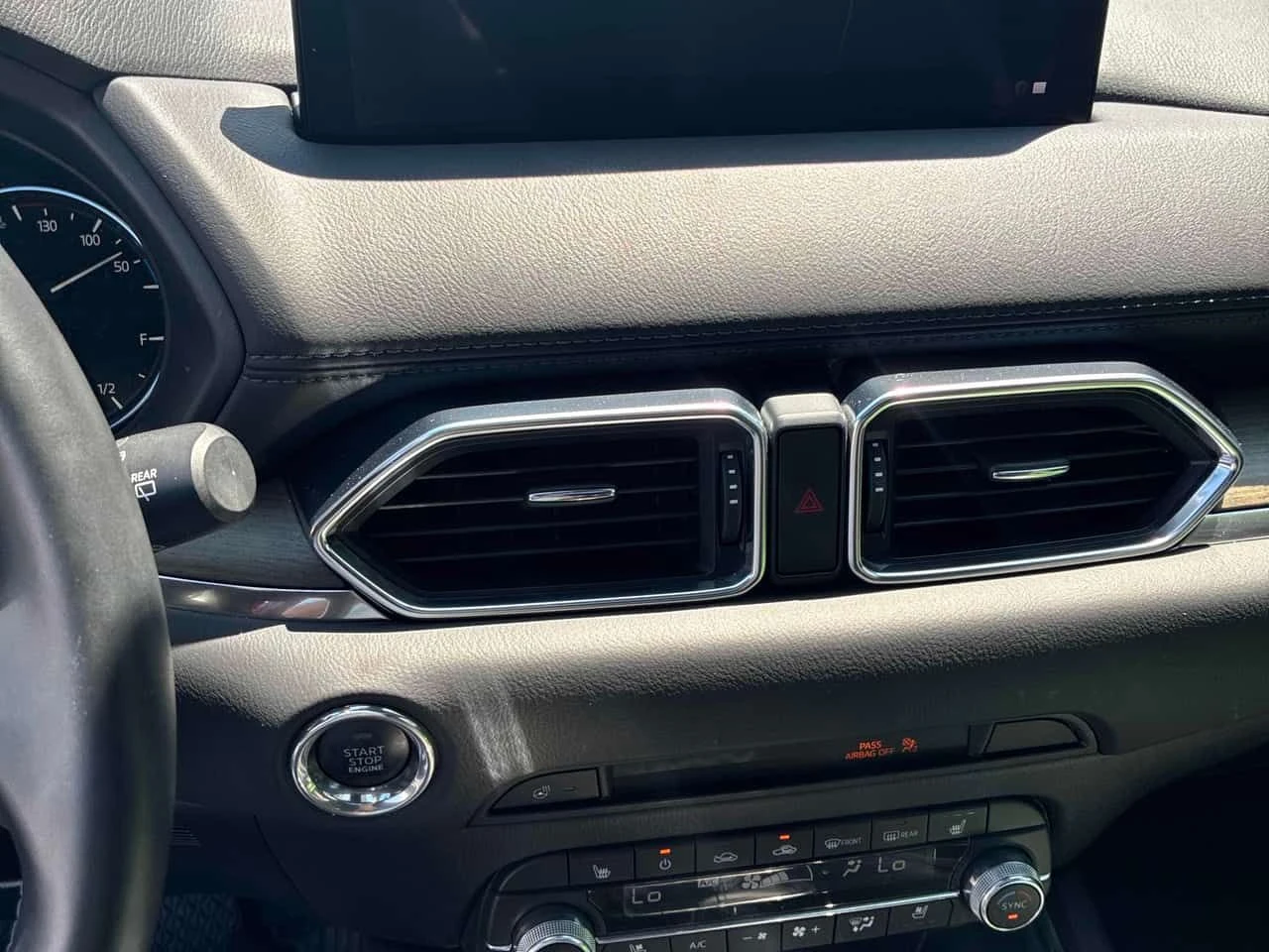 Mazda CX-5 SIGNATURE| BOSE| PANO| NAVI| ПОДГРЕВИ| 2 КЛЮЧА, снимка 9 - Автомобили и джипове - 55259304