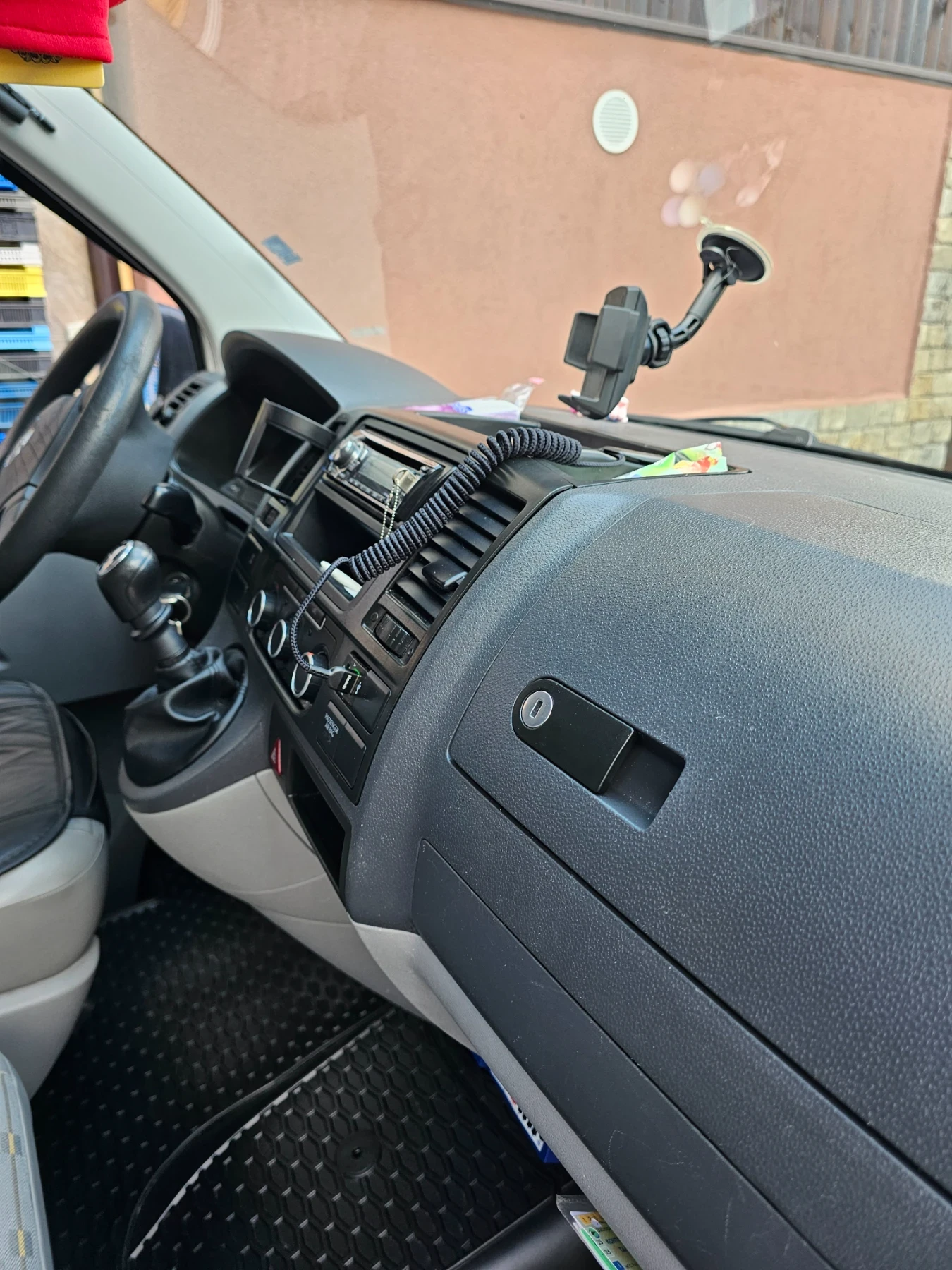 VW Transporter ХЛАДИЛЕН, 4х4, -20 , ТЕРМО, КЛИМА - изображение 6