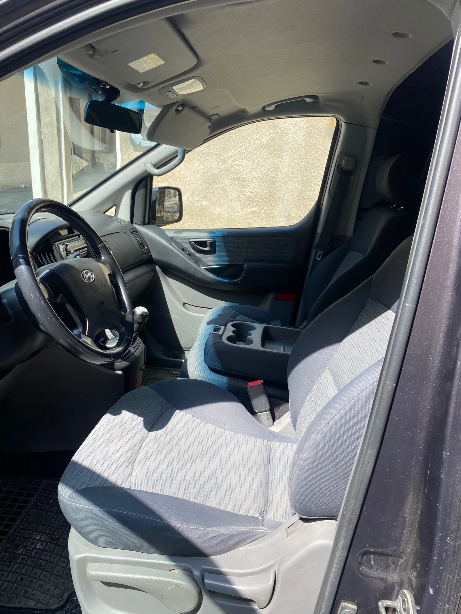 Hyundai H1, снимка 6 - Бусове и автобуси - 54342217