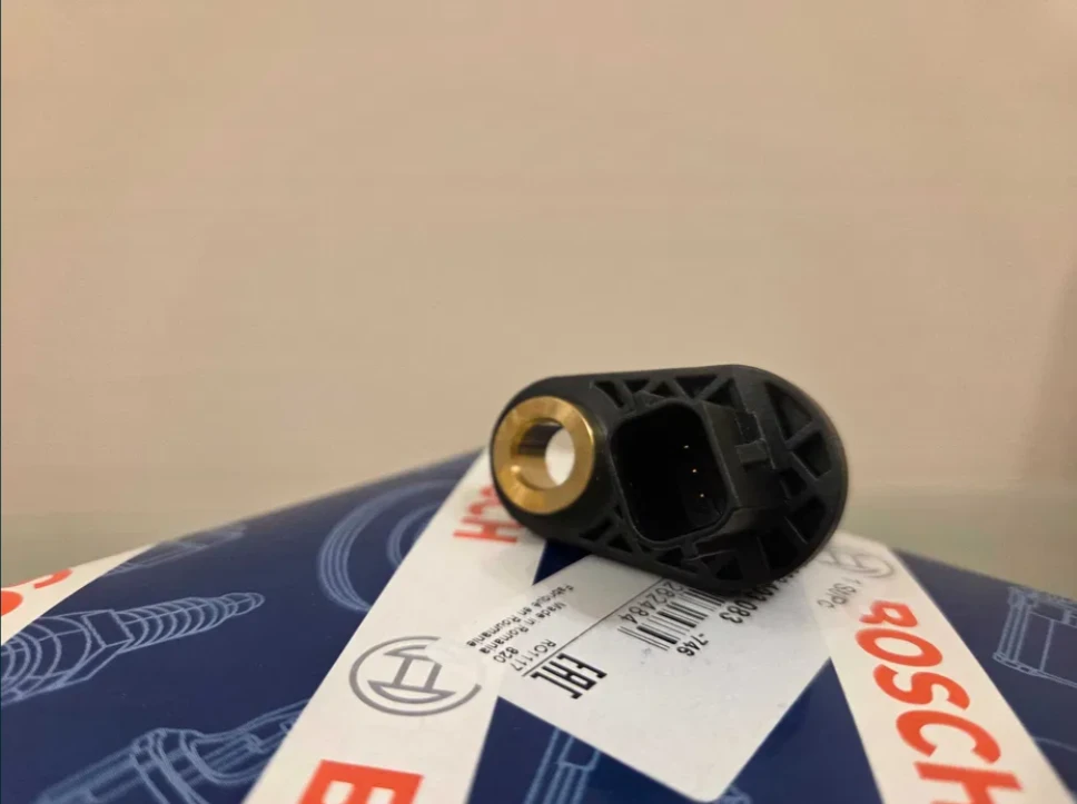 BOSCH 0 232 103 083 датчик разпределителен вал, нов, снимка 3 - Части - 56258996
