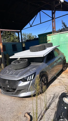 Peugeot 208, снимка 1