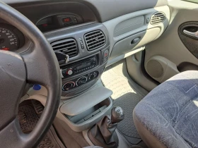 Обява за продажба на Renault Scenic 1.6 16v 2002г ~2 799 лв. - изображение 7