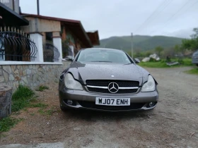 ������ Mercedes-Benz CLS 32...