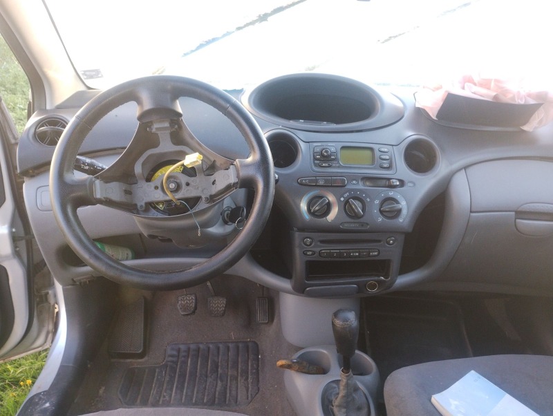 Toyota Yaris 2 бр. 1.4 D4D на части, снимка 5 - Автомобили и джипове - 45251873