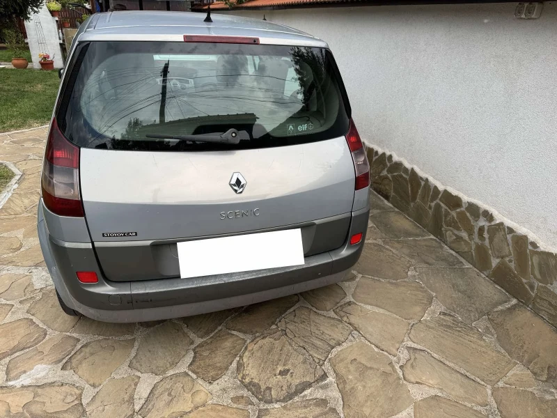 Renault Scenic, снимка 7 - Автомобили и джипове - 48048332