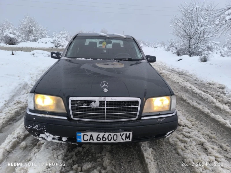 Mercedes-Benz C 180, снимка 1 - Автомобили и джипове - 48551690