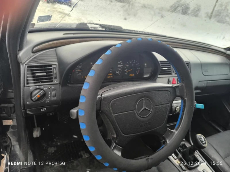 Mercedes-Benz C 180, снимка 7 - Автомобили и джипове - 48551690