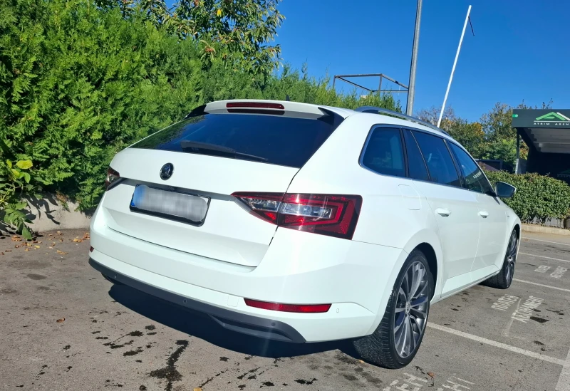 Skoda Superb L&K 190hp, снимка 5 - Автомобили и джипове - 52107365