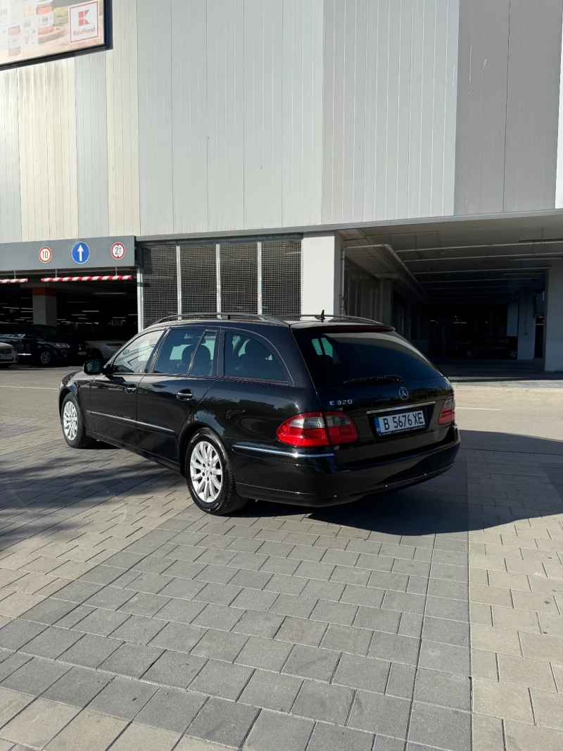 Mercedes-Benz E 320 E320, снимка 8 - Автомобили и джипове - 52645514