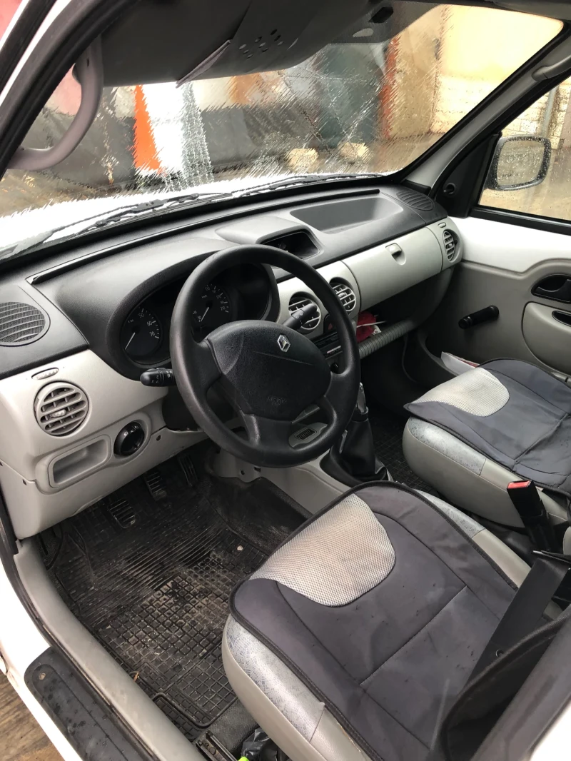 Renault Kangoo, снимка 13 - Автомобили и джипове - 52302659