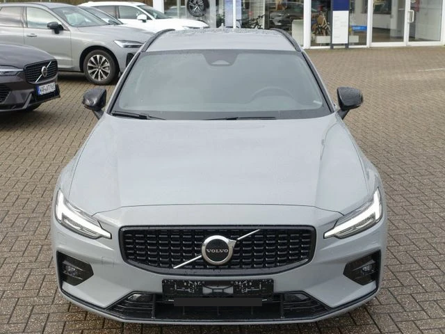 Volvo V60 B4 D Plus Dark, снимка 5 - Автомобили и джипове - 48864599