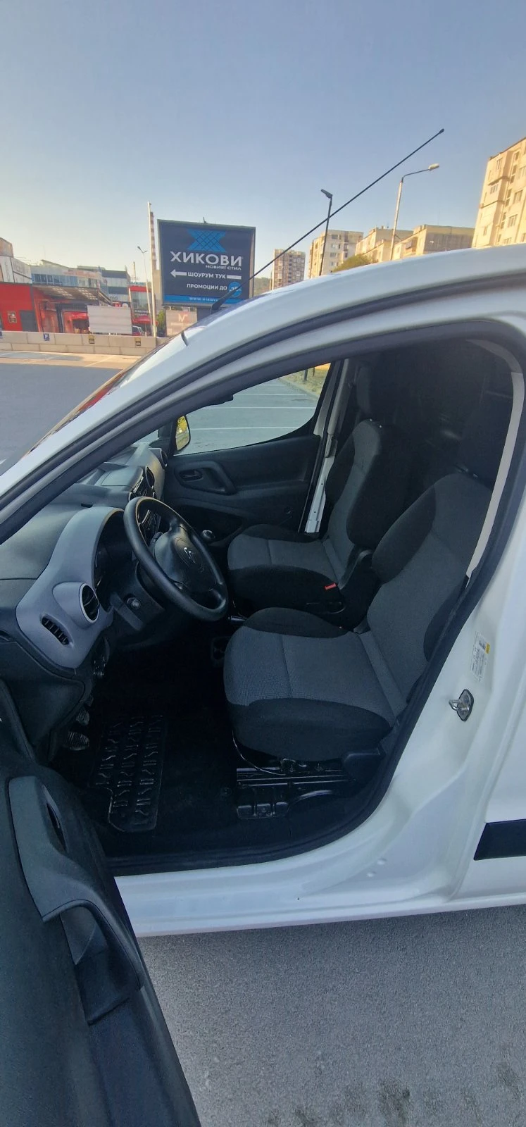 Citroen Berlingo 1.6 HDI, снимка 5 - Автомобили и джипове - 53093726