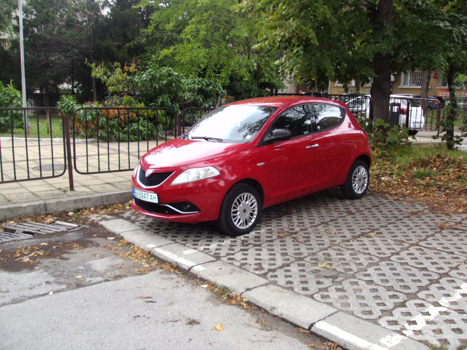 Lancia Ypsilon  - изображение 4