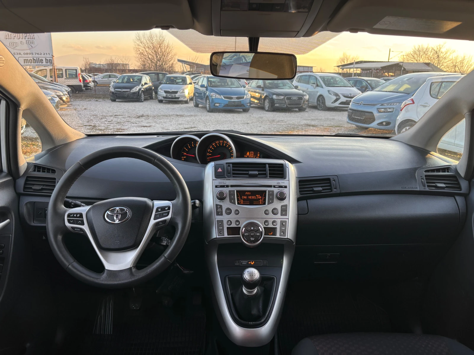 Toyota Verso 2.0D4D - изображение 6