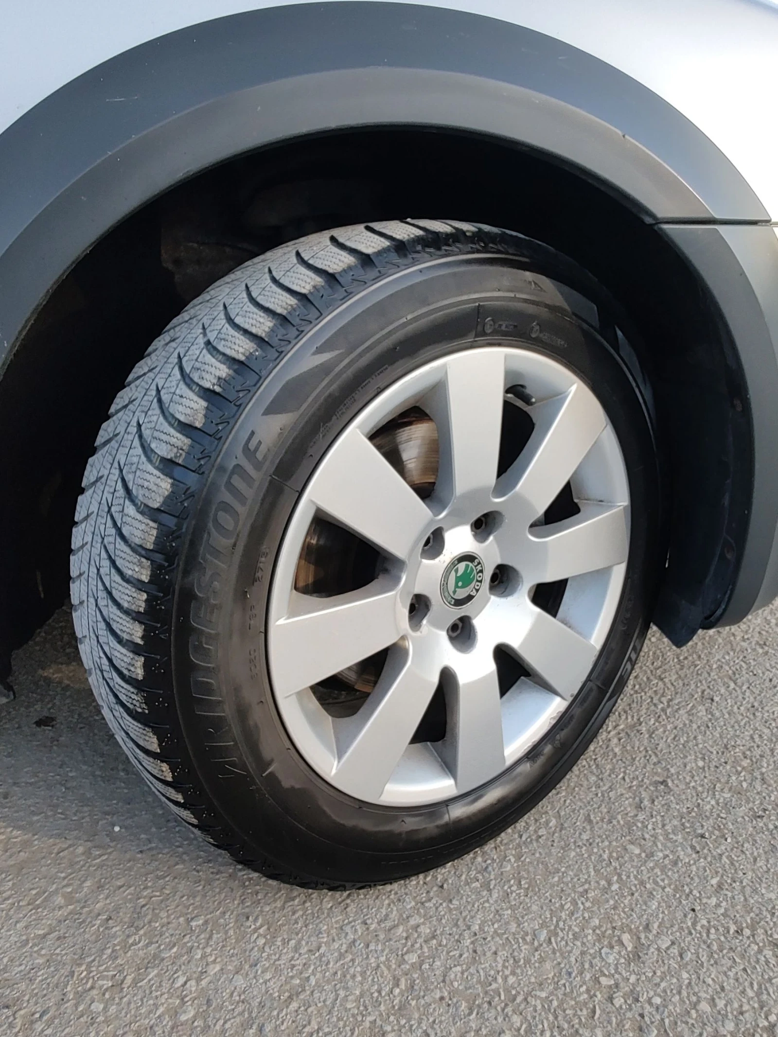 Skoda Octavia 2.0TDI SCOUT 4X4 8 клапана - изображение 7