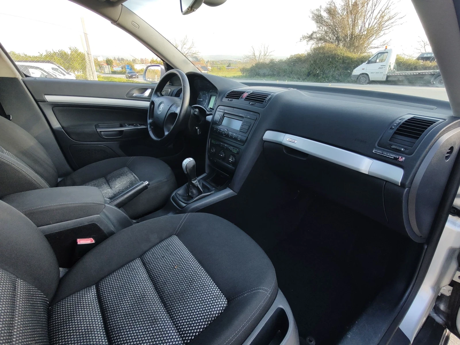 Skoda Octavia 2.0TDI SCOUT 4X4 8 клапана - изображение 8