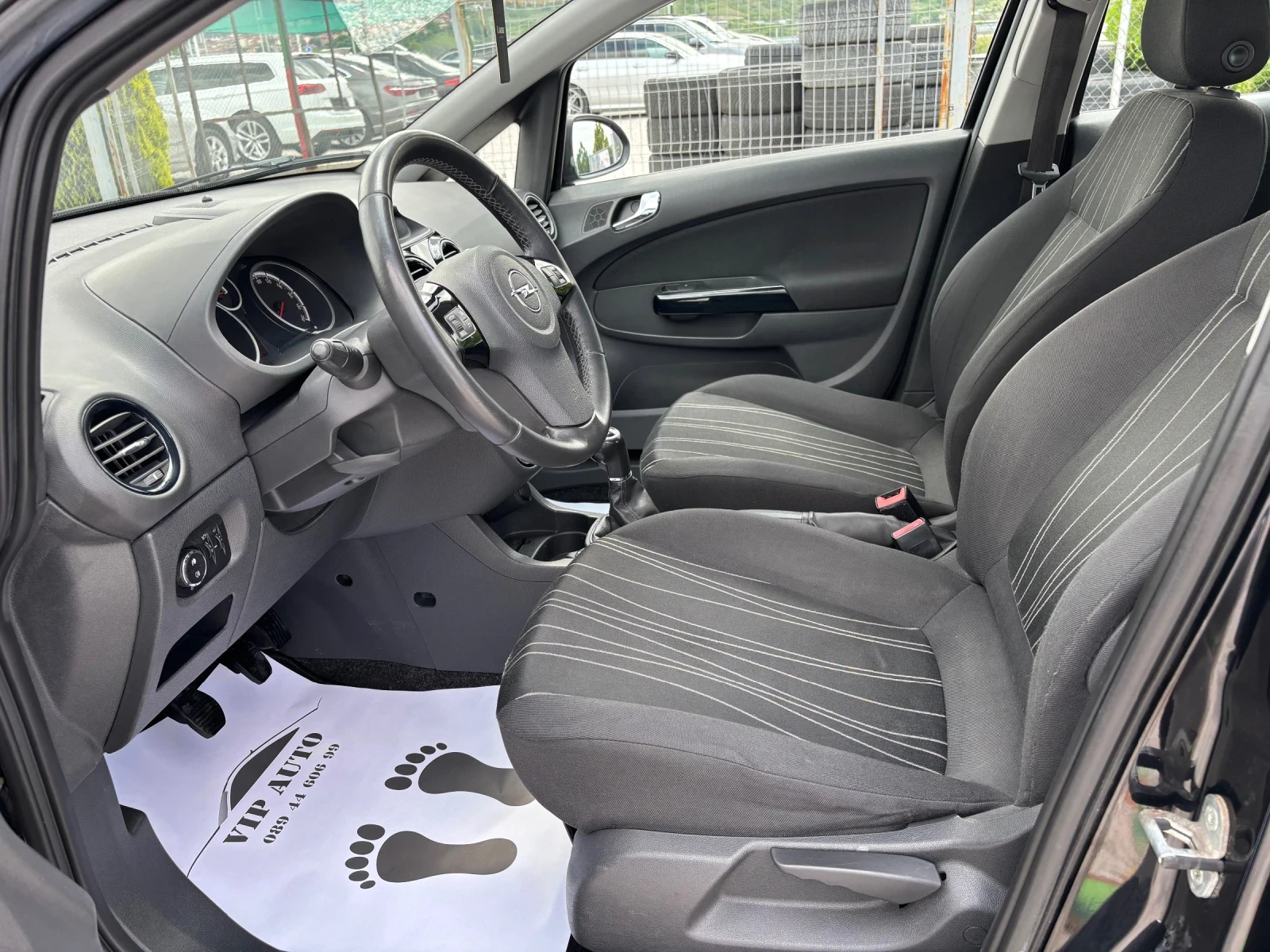 Opel Corsa 1.2 Cosmo 86к.с - изображение 7