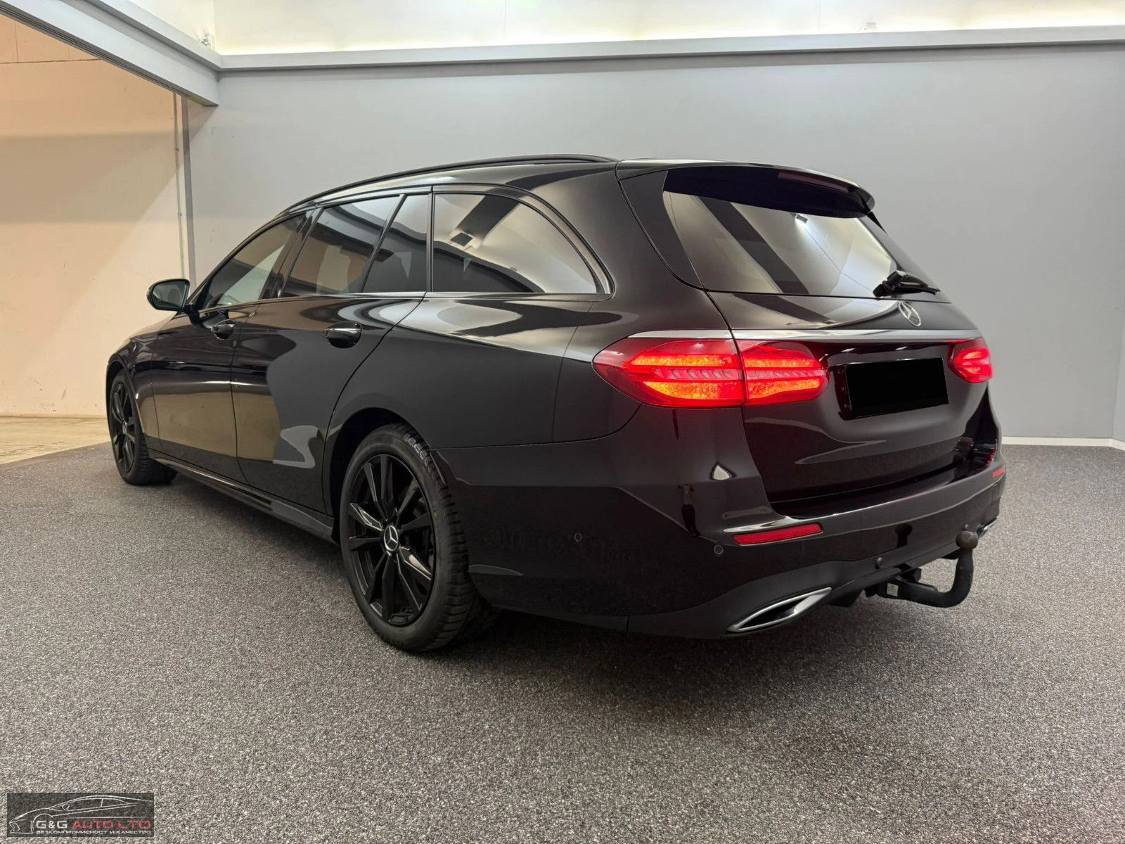 Mercedes-Benz E 220 D/4MATIC/194HP/AMG/DISTRONIC+ /CAM/NAVI/LED/201E - изображение 4