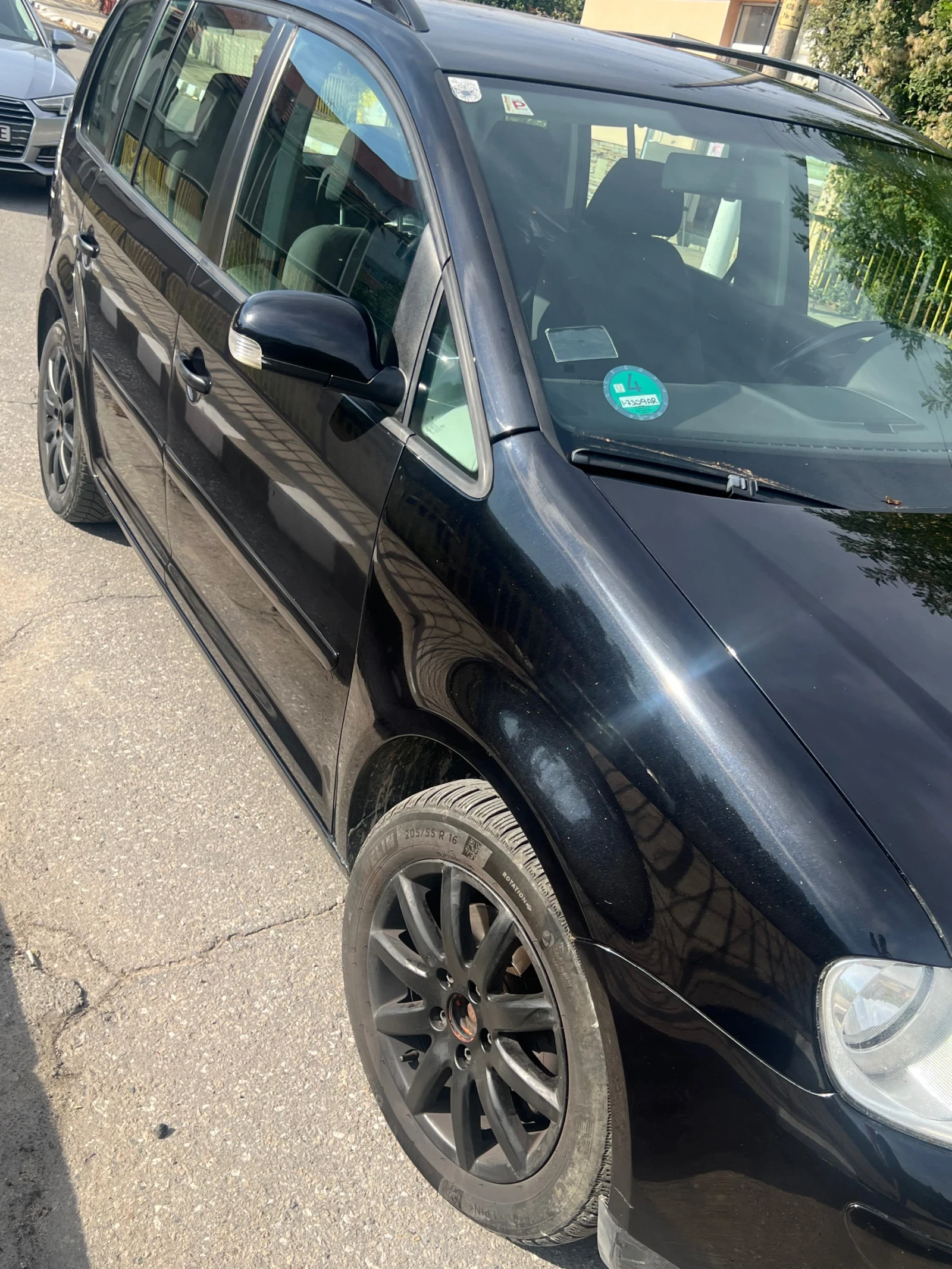 VW Touran 1.9TDI 90k.c - изображение 3