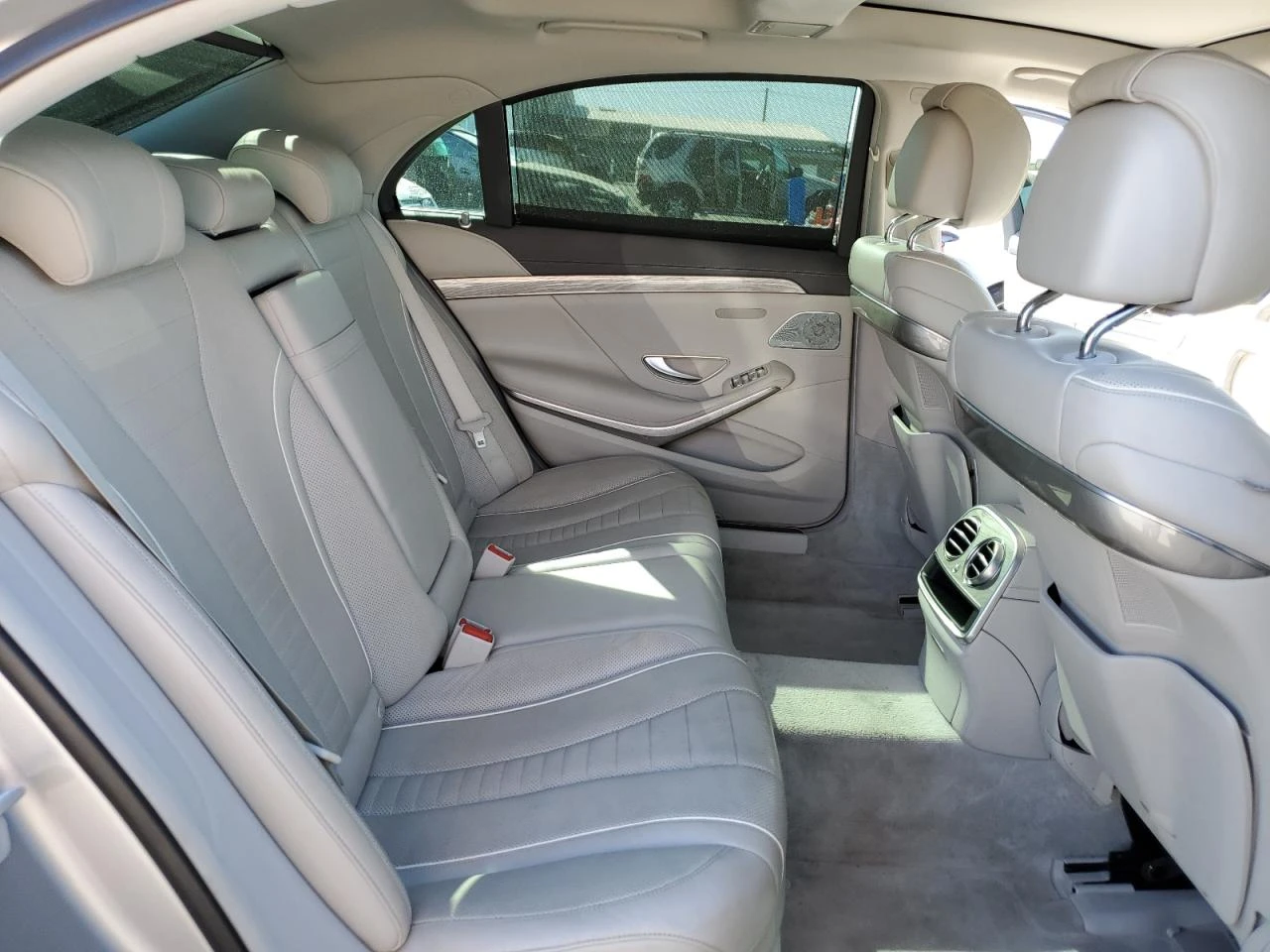 Mercedes-Benz S 550  - изображение 10