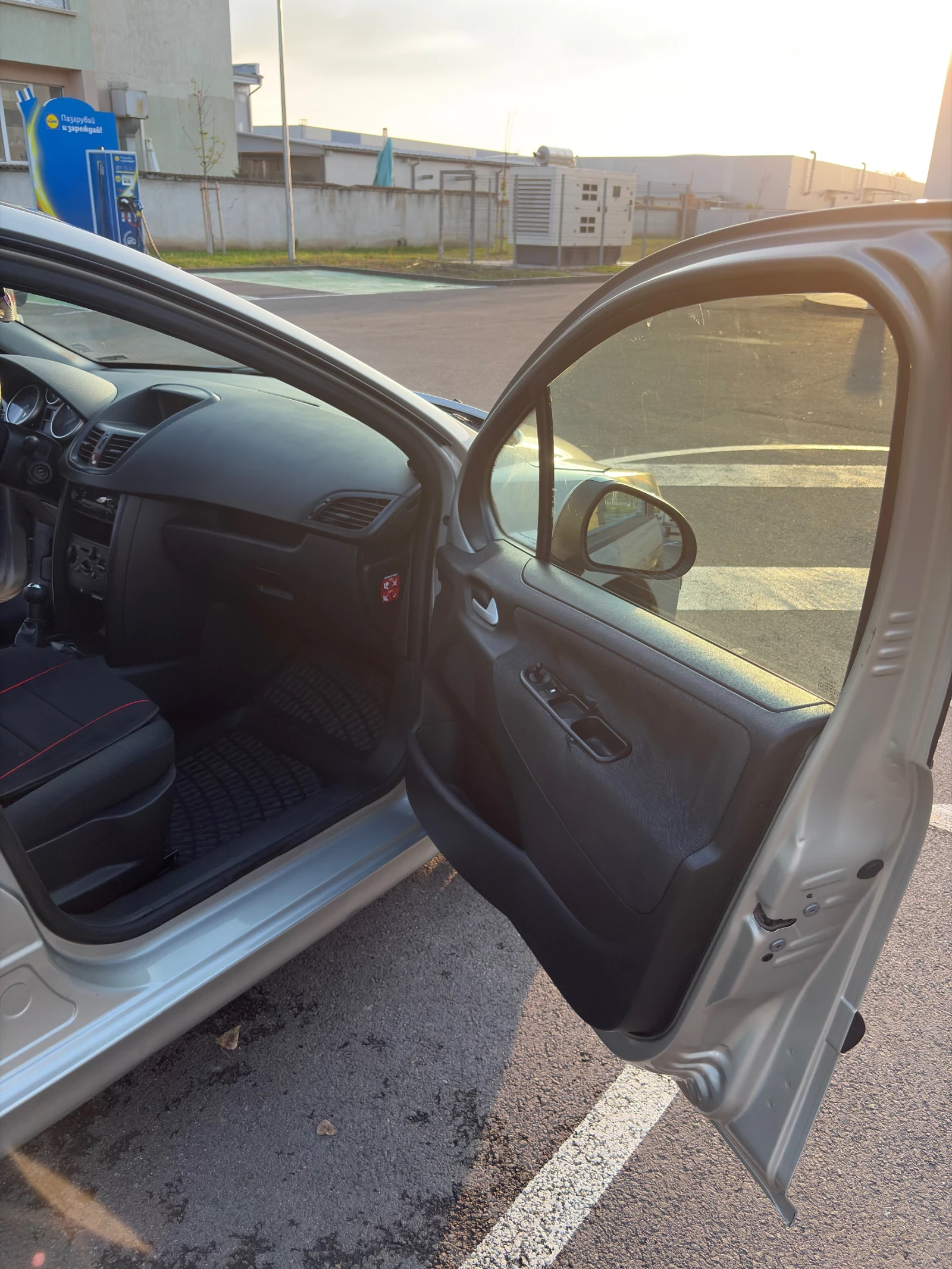 Peugeot 207 | Mobile.bg   13