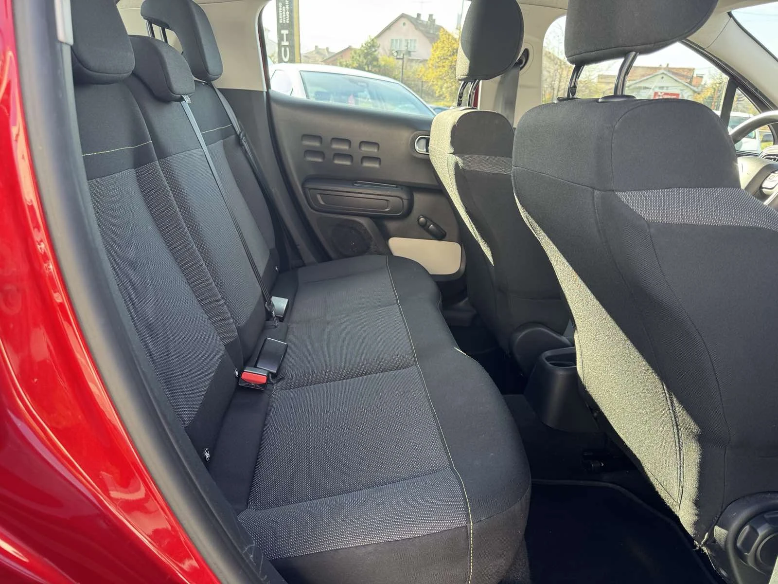 Citroen C3 1.2 I - изображение 10