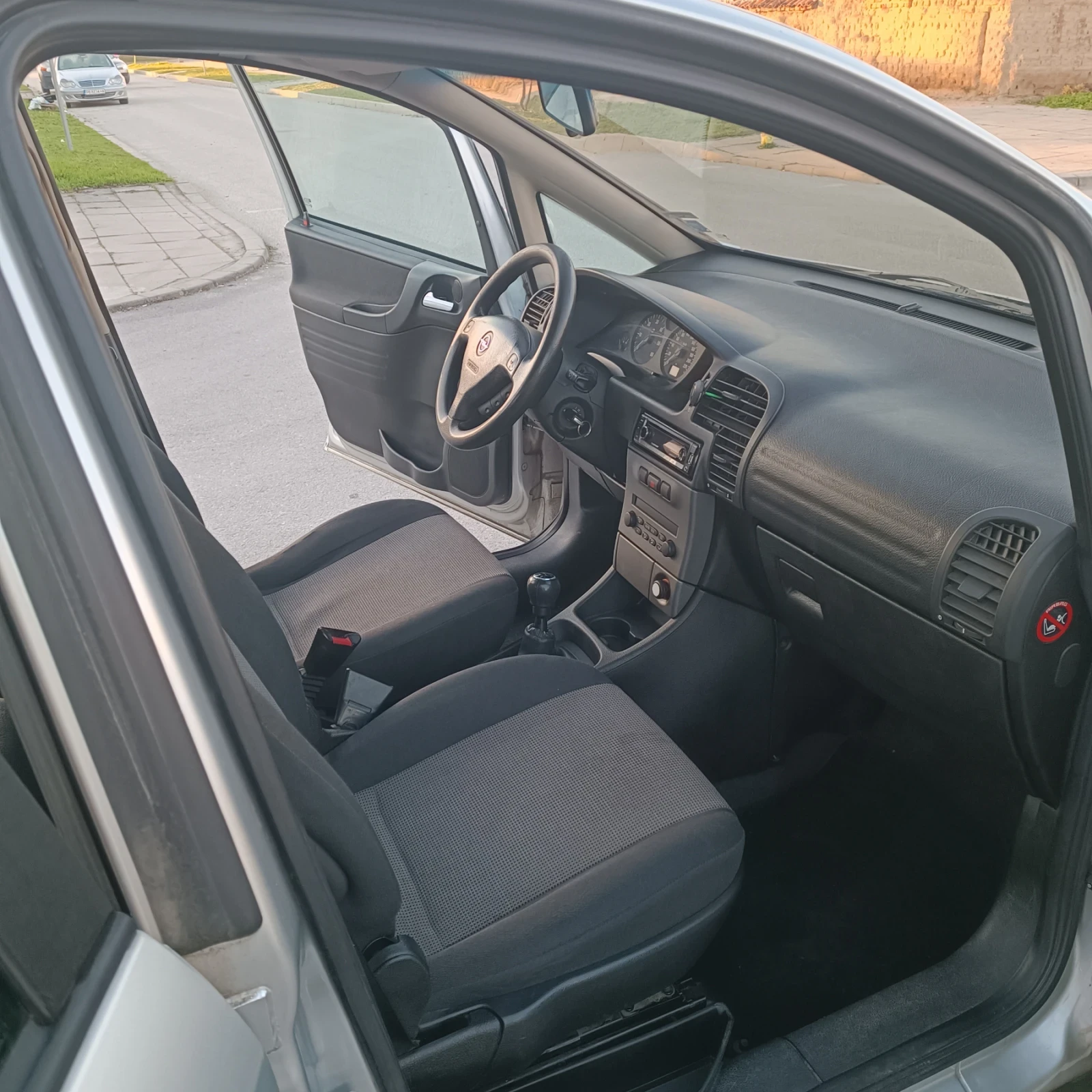Opel Zafira | Mobile.bg � ����������� 11