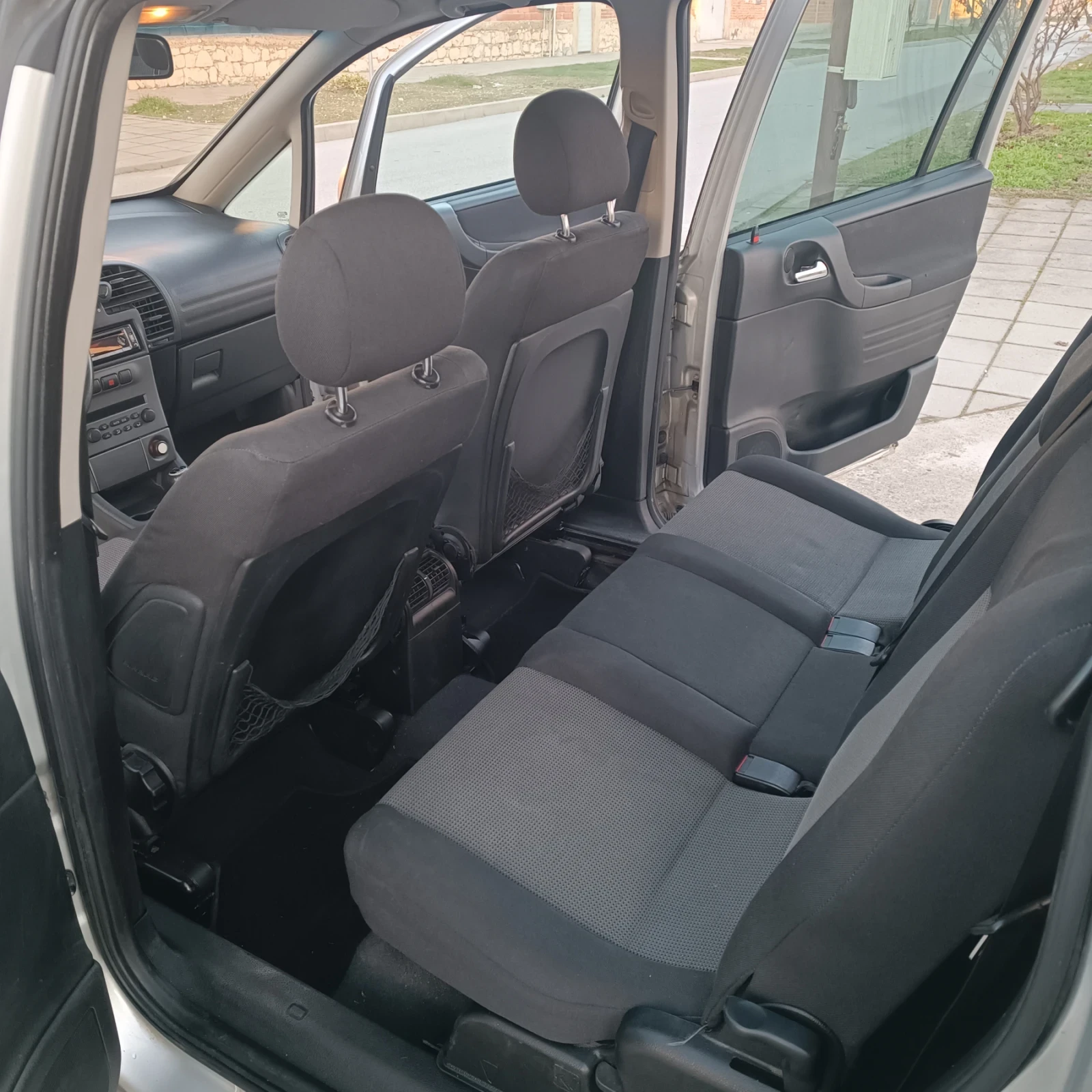 Opel Zafira | Mobile.bg � ����������� 9