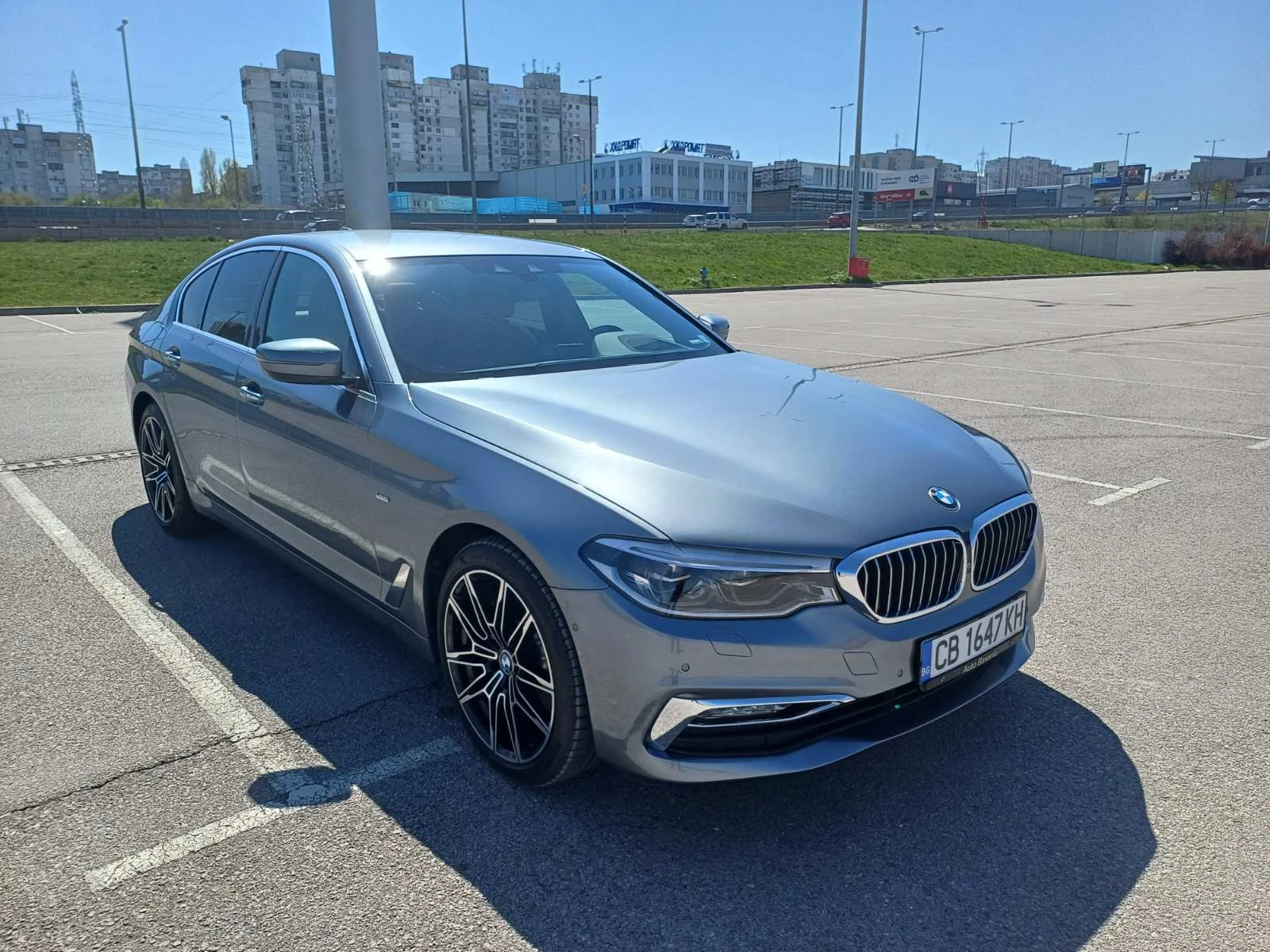 BMW 530 i xDrive/50 000 км./Luxury/Камера 360/, снимка 7 - Автомобили и джипове - 53562931