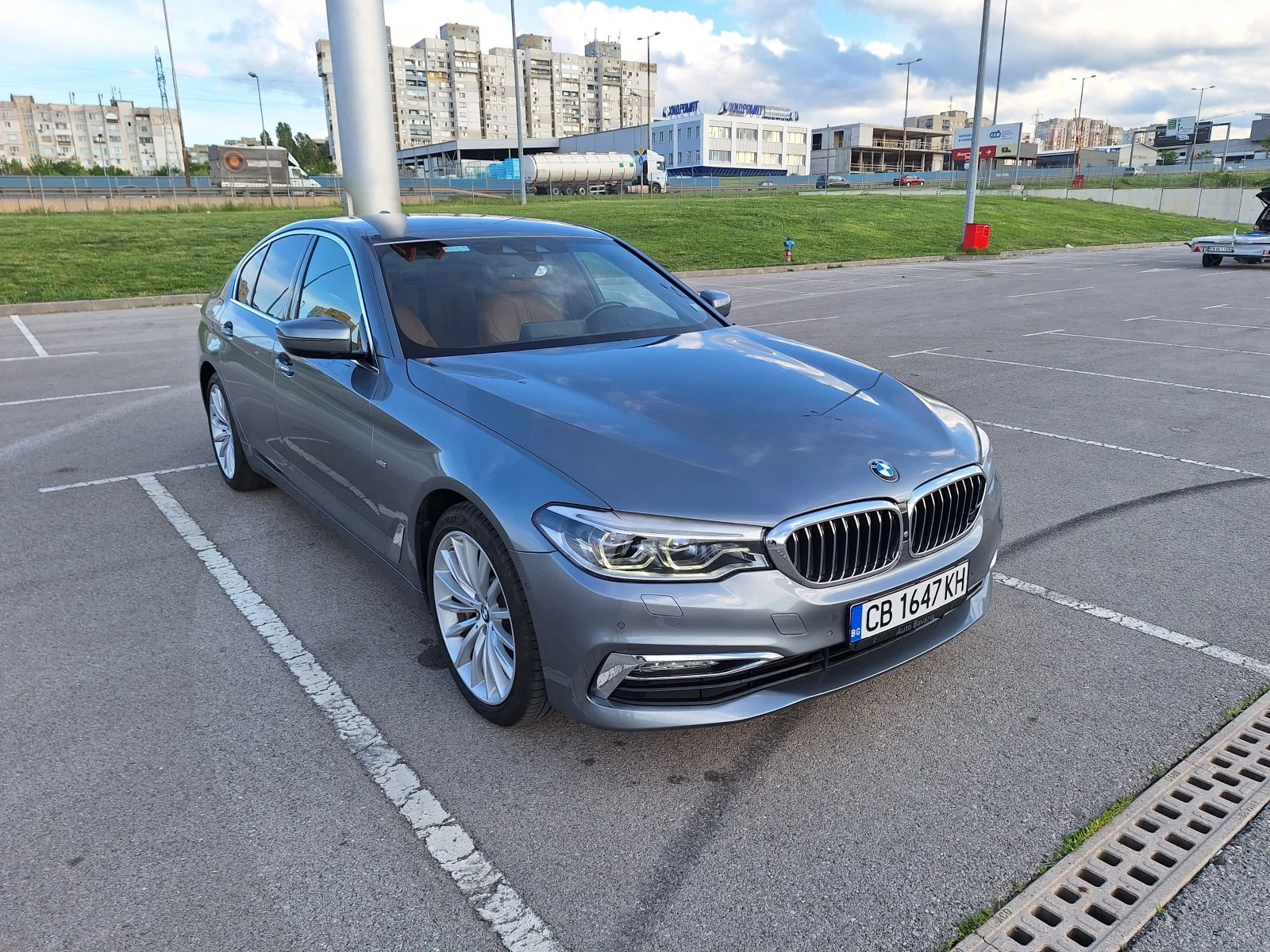 BMW 530 i xDrive/50 000 км./Luxury/Камера 360/ - изображение 7