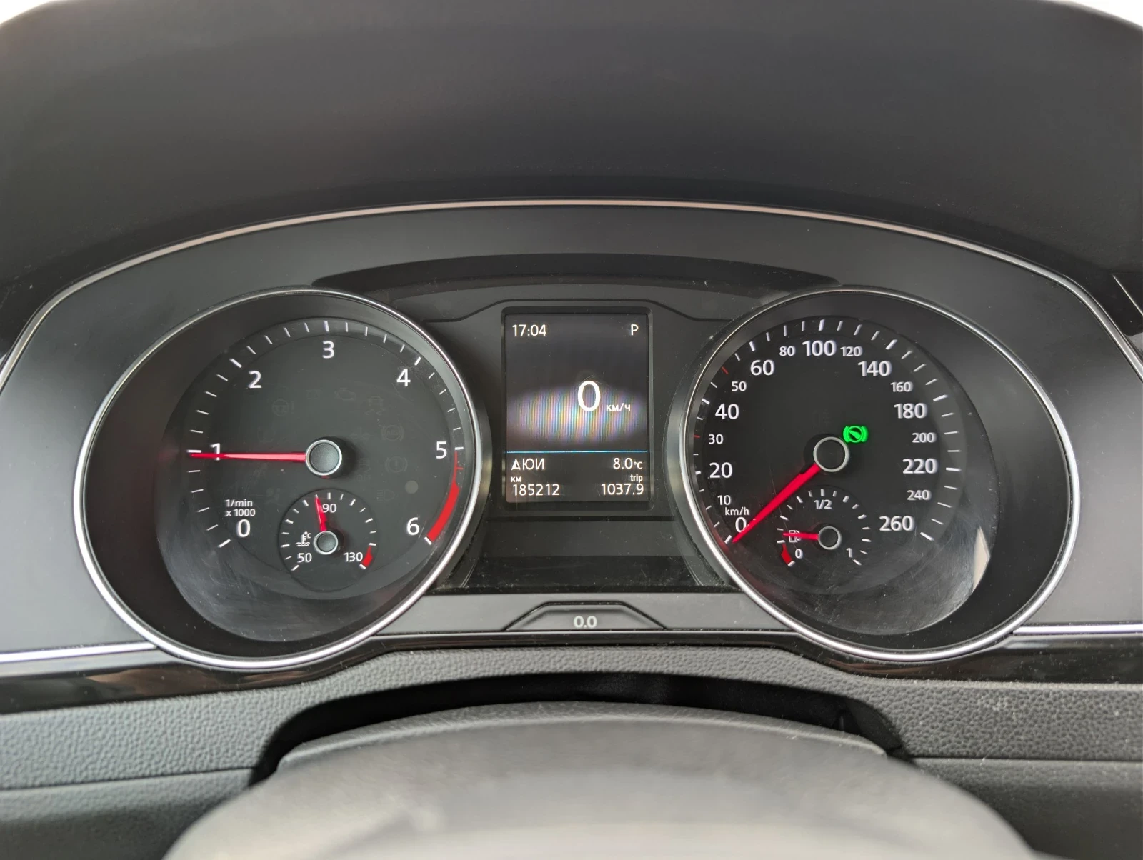 VW Passat 2.0TDI* LED* FACE* 2022, снимка 15 - Автомобили и джипове - 53941487