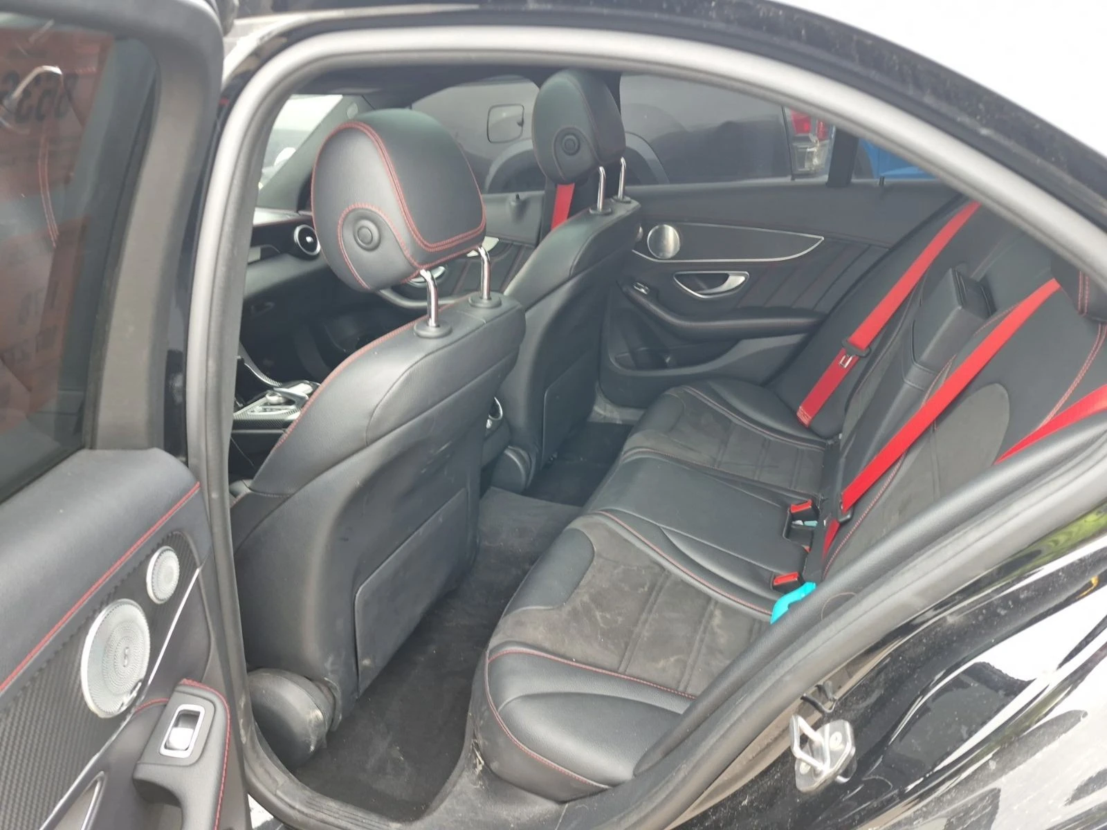 Mercedes-Benz C 43 AMG АВТО КРЕДИТ, снимка 11 - Автомобили и джипове - 54031344