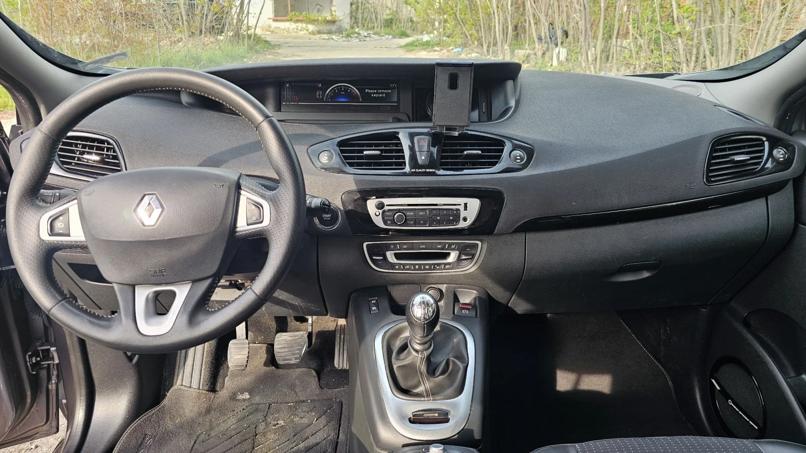 Renault Grand scenic, снимка 6 - Автомобили и джипове - 54182187