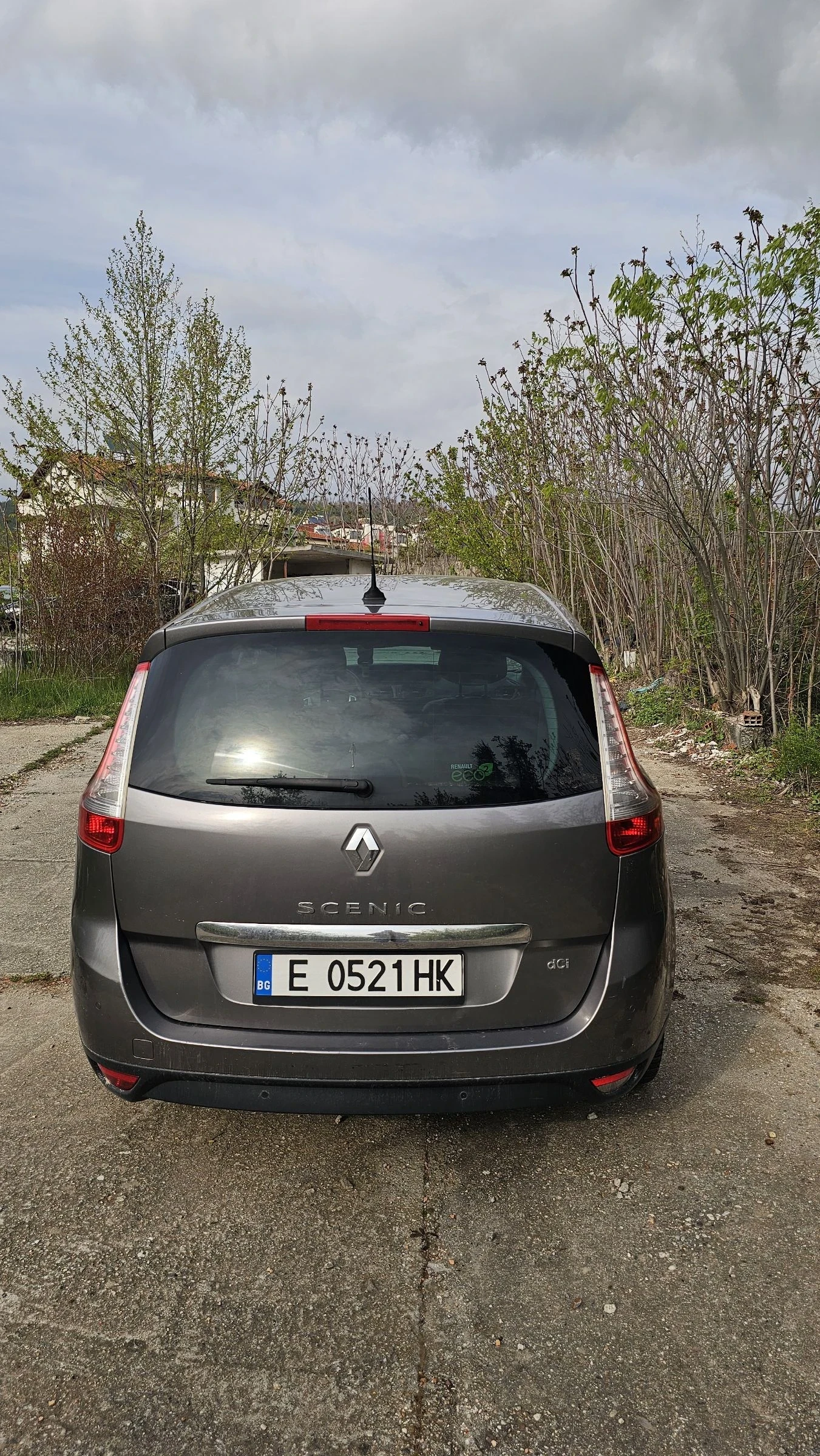 Renault Grand scenic, снимка 15 - Автомобили и джипове - 54182187