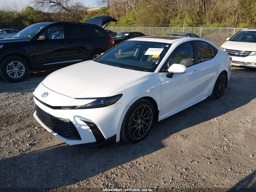 Toyota Camry 2.5l Se, снимка 2 - Автомобили и джипове - 54395704