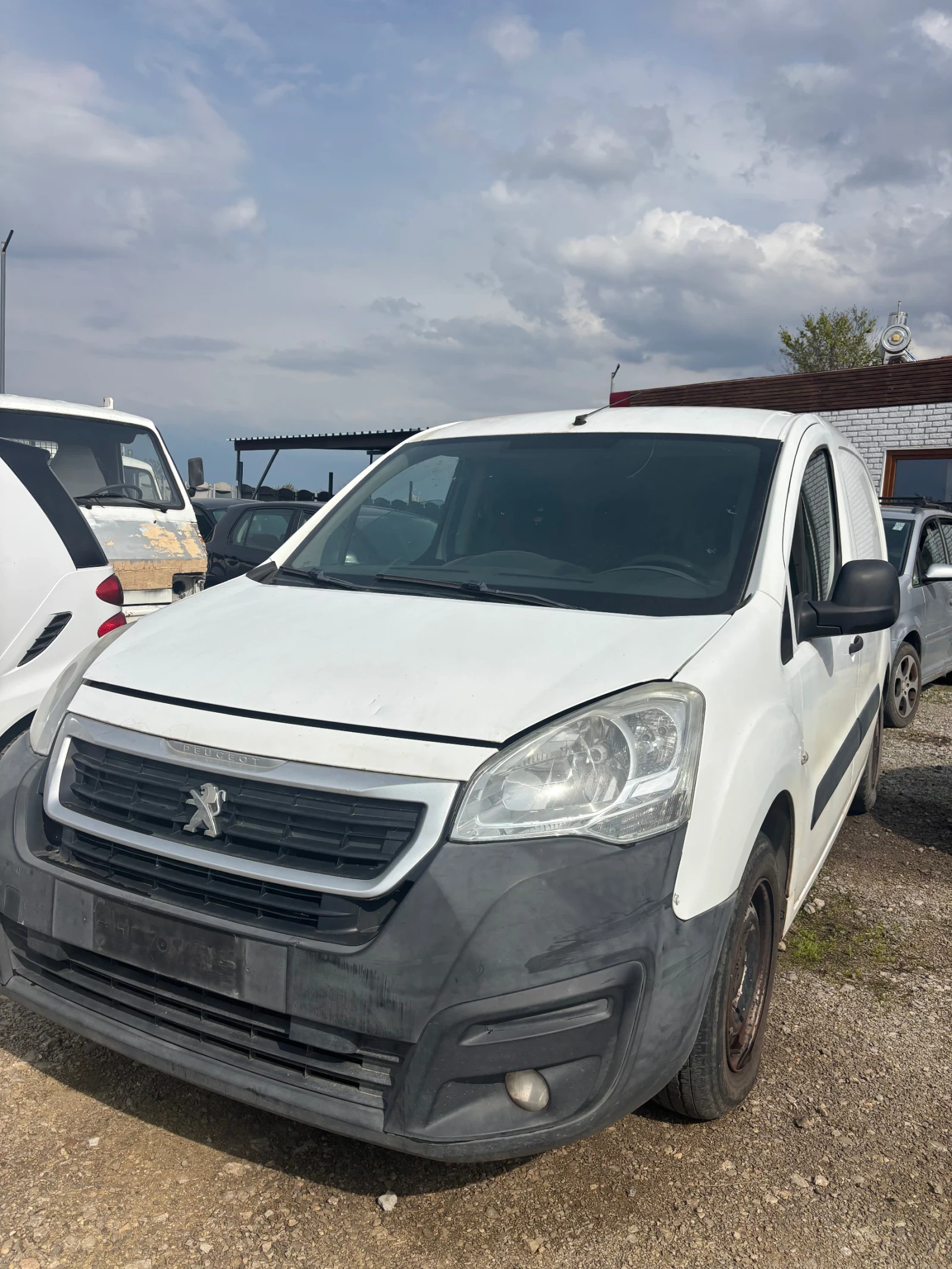 Peugeot Partner 1.6, 99к.с Италия, снимка 6 - Автомобили и джипове - 54402052