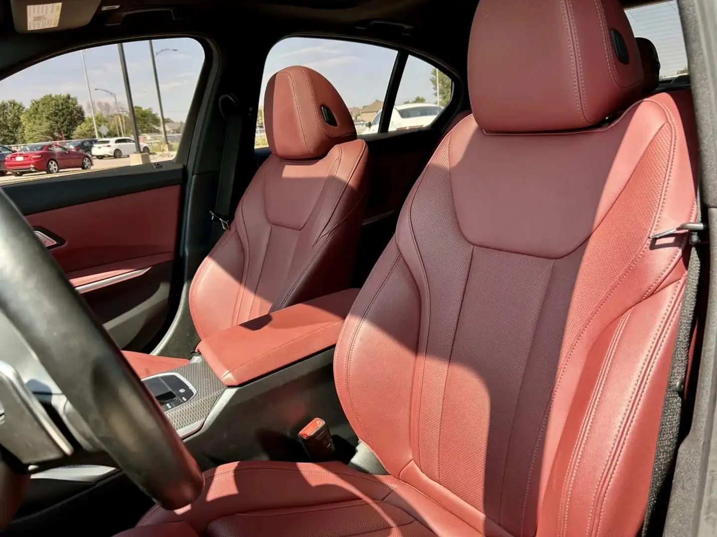 BMW 340 M340i xDrive/HUD/H&K/360/Red Interior, снимка 10 - Автомобили и джипове - 54939765